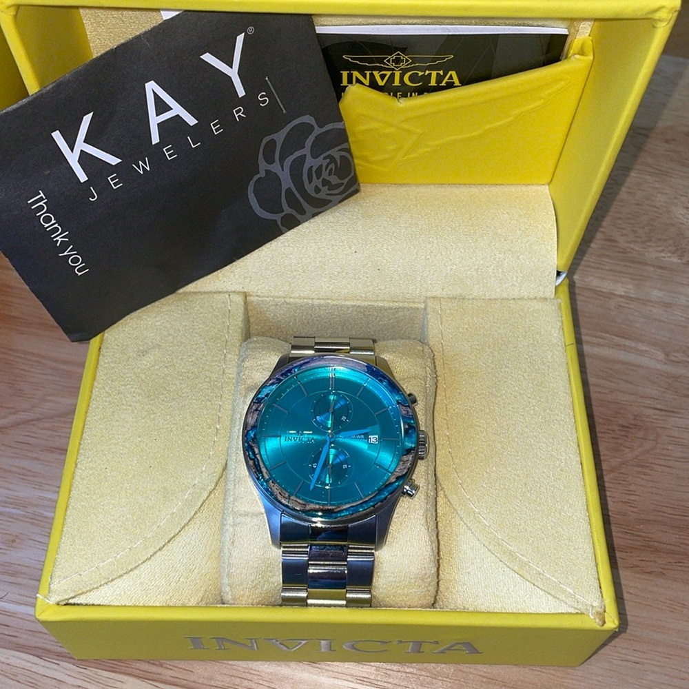 Invicta men’s watch NWT